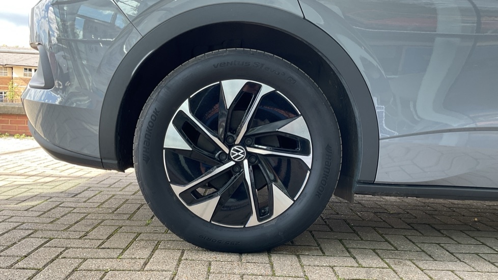 Used Volkswagen ID.5 2023 for sale - 75894874: Photo 5
