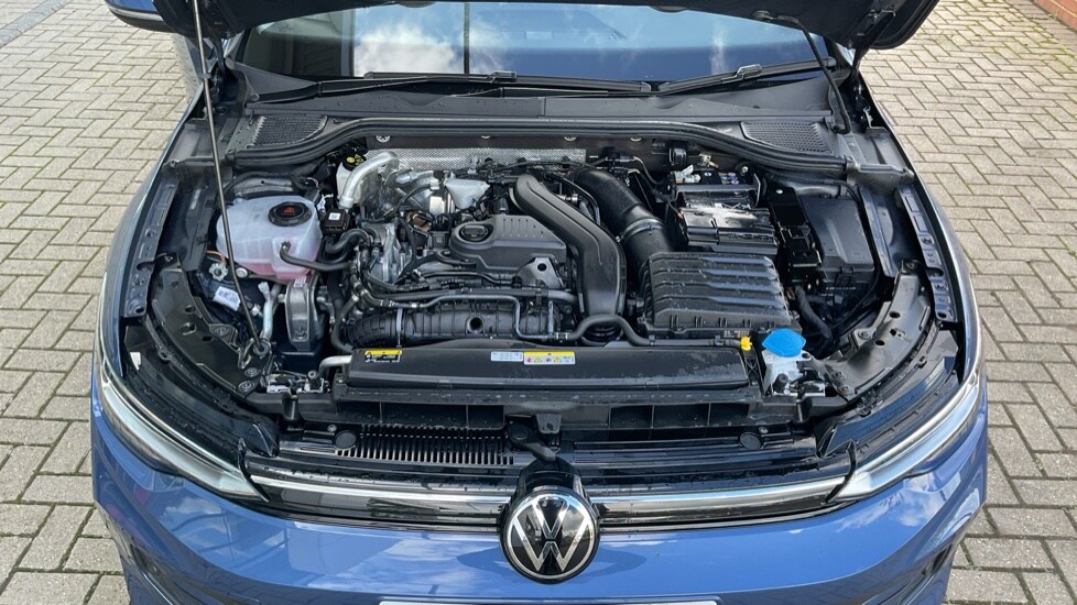 Used Volkswagen Golf 2024 for sale - 75874292: Photo 17