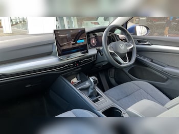 Used Volkswagen Golf 2024 for sale - 75874292: Photo