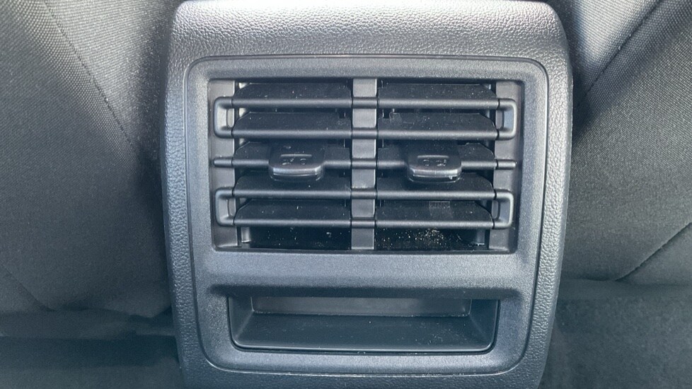 Used Volkswagen Golf 2024 for sale - 75874292: Photo 34
