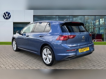 Used Volkswagen Golf 2024 for sale - 75874292: Photo