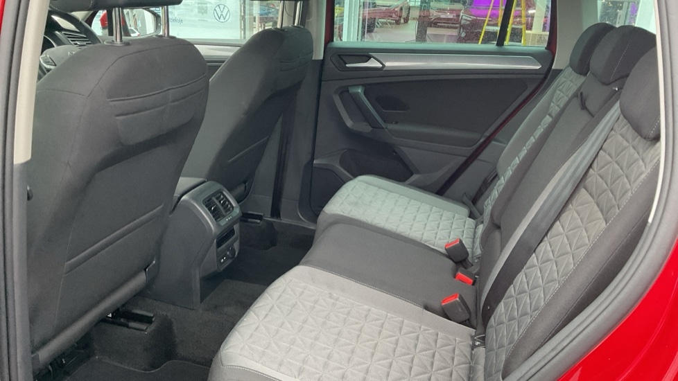 Used Volkswagen Tiguan 2021 for sale - 76766175: Photo 15