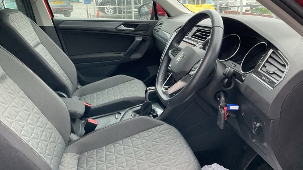 Used Volkswagen Tiguan 2021 for sale - 76766175: Photo 26