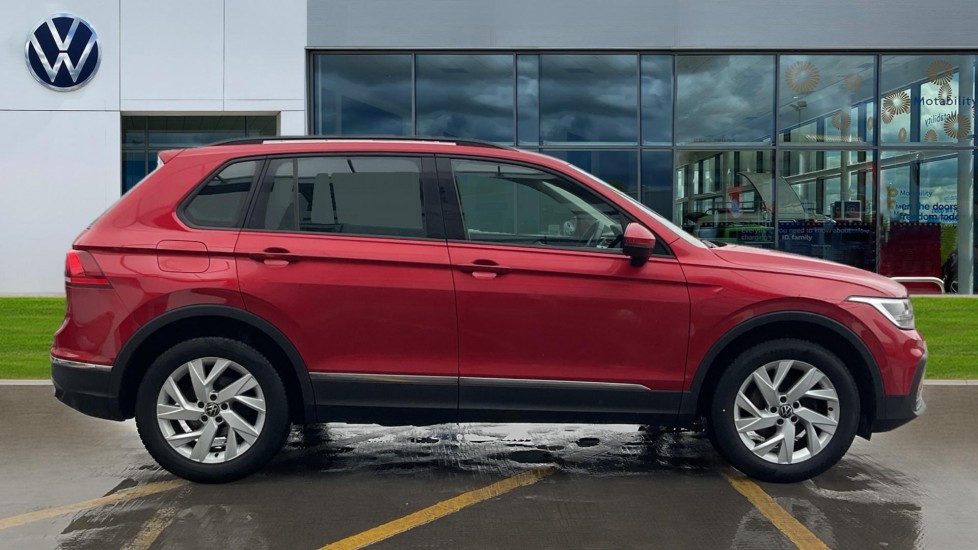 Used Volkswagen Tiguan 2021 for sale - 76766175: Photo 4