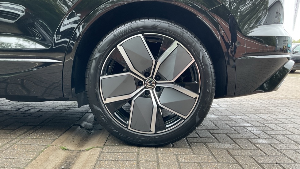 Used Volkswagen Touareg 2025 for sale - 76519371: Photo 19