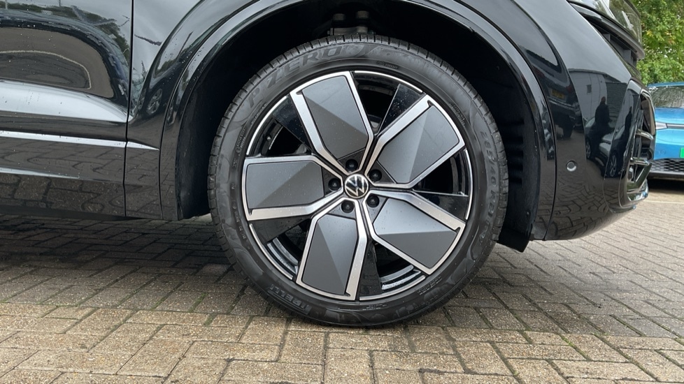 Used Volkswagen Touareg 2025 for sale - 76519371: Photo 20