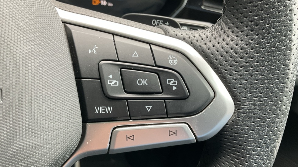 Used Volkswagen Touareg 2025 for sale - 76519371: Photo 30