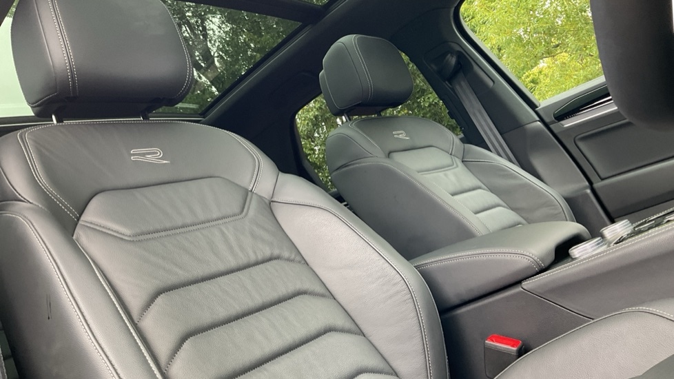 Used Volkswagen Touareg 2025 for sale - 76519371: Photo 38