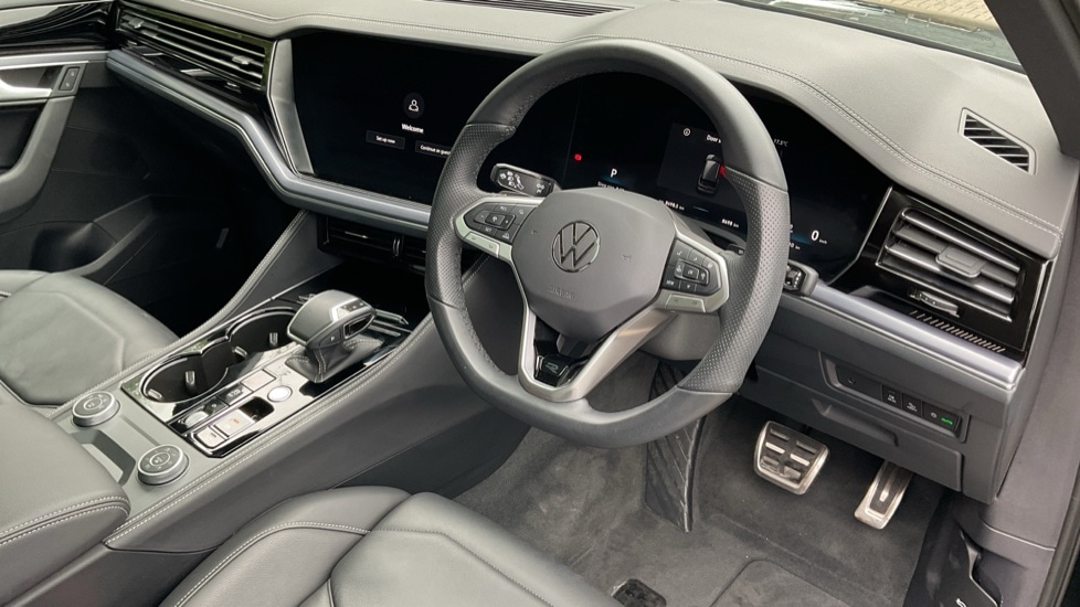 Used Volkswagen Touareg 2025 for sale - 76519371: Photo 6