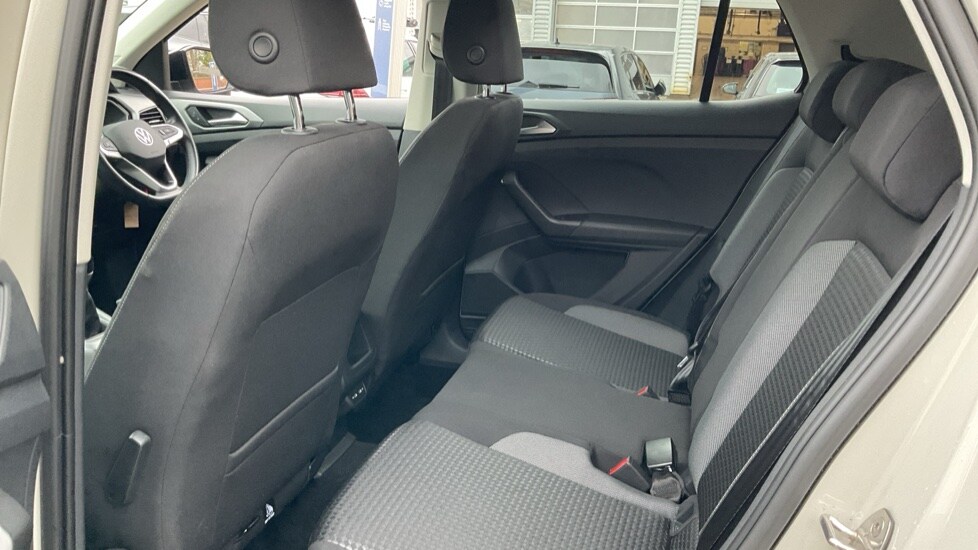 Used Volkswagen T-Cross 2022 for sale - 76841897: Photo 15