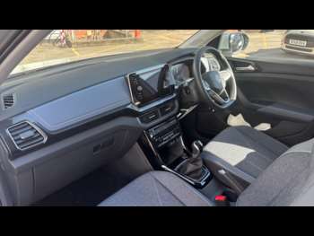 Used Volkswagen T-Cross 2024 for sale - 75112219: Photo