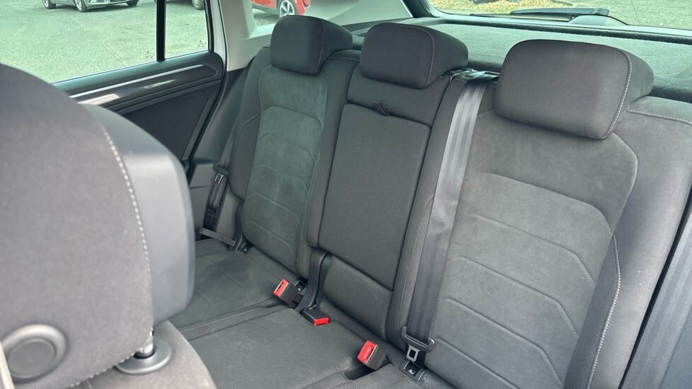 Used Volkswagen Tiguan 2021 for sale - 76033611: Photo 15