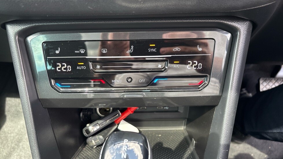 Used Volkswagen Tiguan 2021 for sale - 76033611: Photo 30