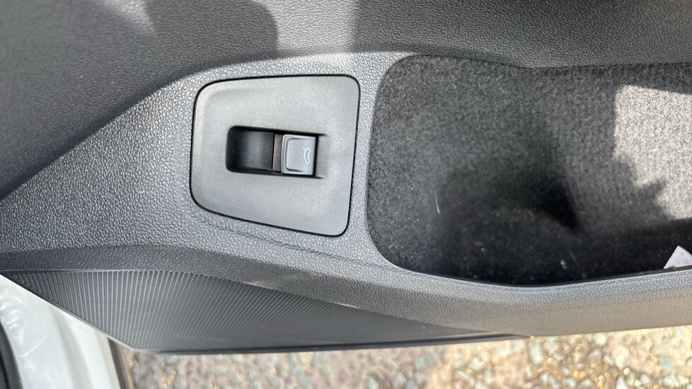 Used Volkswagen Tiguan 2021 for sale - 76033611: Photo 37