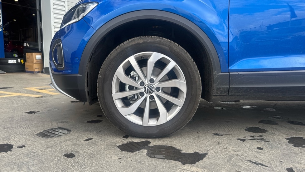 Used Volkswagen T-Roc 2025 for sale - 76523624: Photo 18