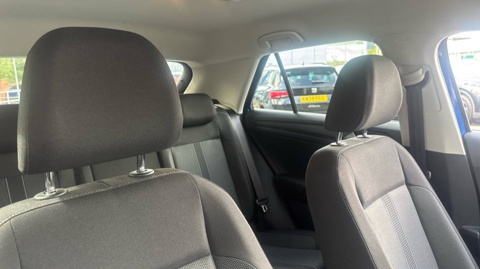 Used Volkswagen T-Roc 2025 for sale - 76523624: Photo 38