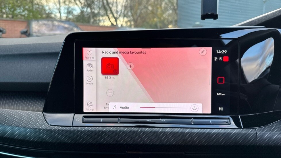 Used Volkswagen Golf 2023 for sale - 77021902: Photo 25