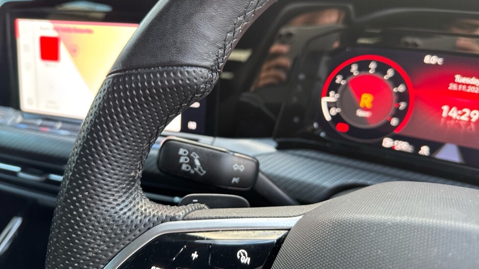 Used Volkswagen Golf 2023 for sale - 77021902: Photo 33