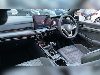 Used Volkswagen Golf 2025 for sale - 76452101: Photo