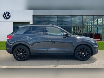 Used Volkswagen T-Roc 2020 for sale - 75710138: Photo