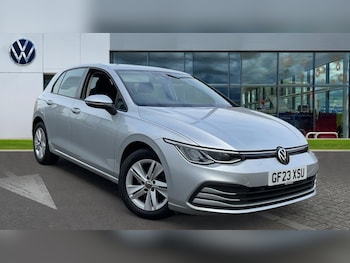 Used Volkswagen Golf 2023 for sale - 76452347: Photo