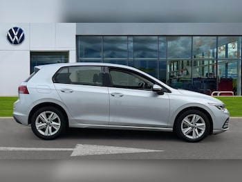 Used Volkswagen Golf 2023 for sale - 76452347: Photo