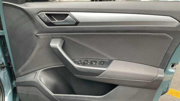 Used Volkswagen T-Roc 2025 for sale - 76067088: Photo 37