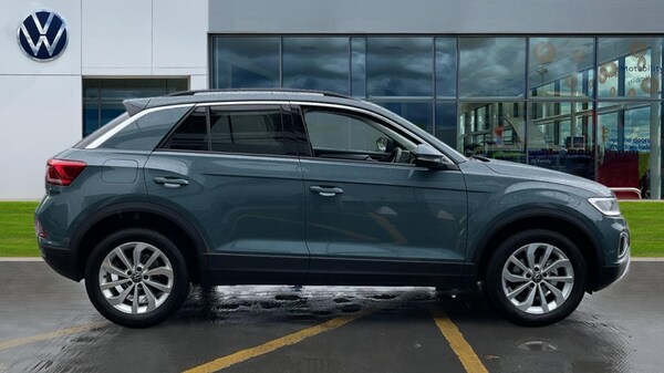 Used Volkswagen T-Roc 2025 for sale - 76067088: Photo 4