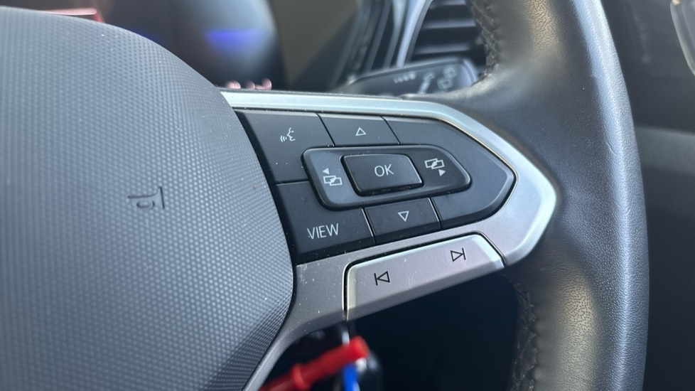 Used Volkswagen T-Cross 2023 for sale - 76766385: Photo 26