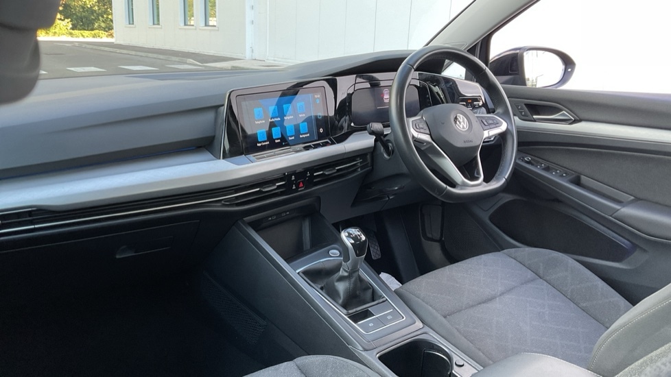 Used Volkswagen Golf 2022 for sale - 76018209: Photo 2