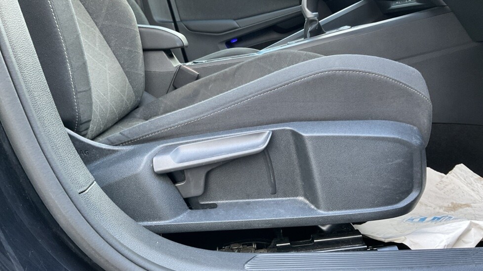 Used Volkswagen Golf 2022 for sale - 76018209: Photo 39