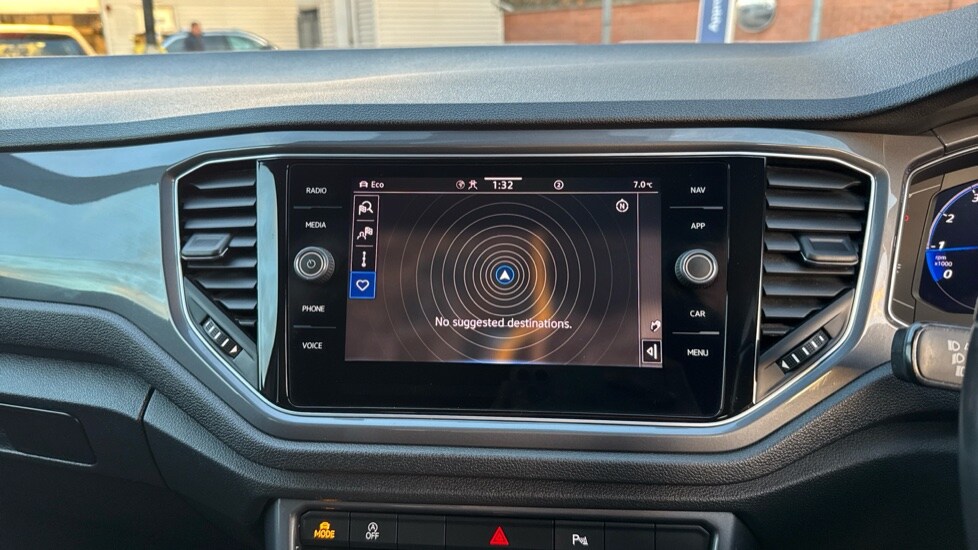 Used Volkswagen T-Roc 2021 for sale - 76915092: Photo 21