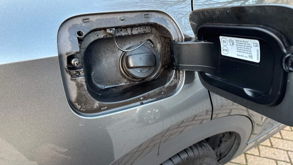 Used Volkswagen T-Roc 2021 for sale - 76915092: Photo 29