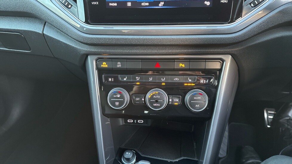 Used Volkswagen T-Roc 2021 for sale - 76915092: Photo 34