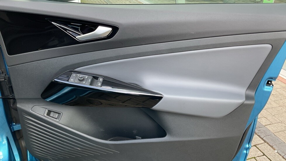 Used Volkswagen ID.4 2025 for sale - 76539973: Photo 37