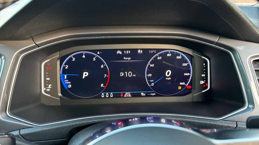 Used Volkswagen T-Roc 2021 for sale - 76766315: Photo 14