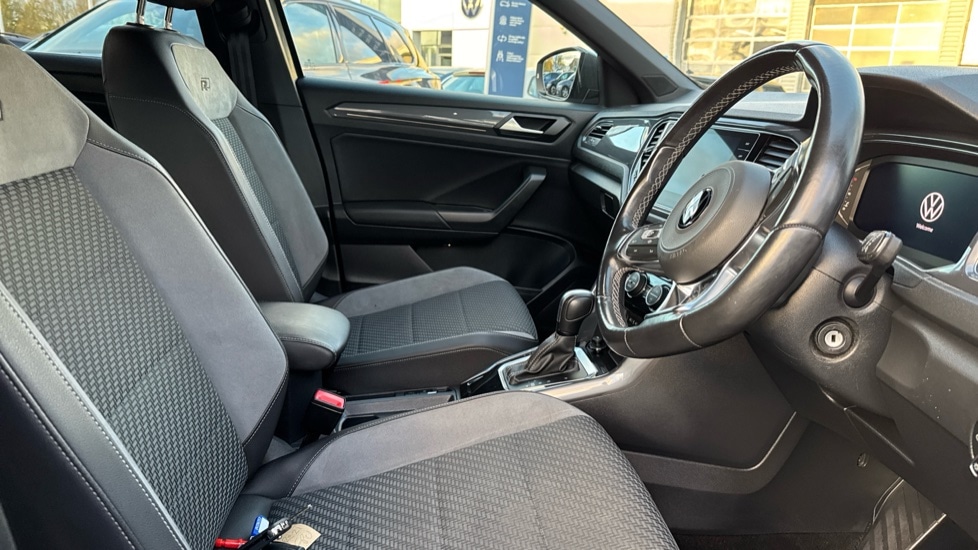 Used Volkswagen T-Roc 2021 for sale - 76766315: Photo 26