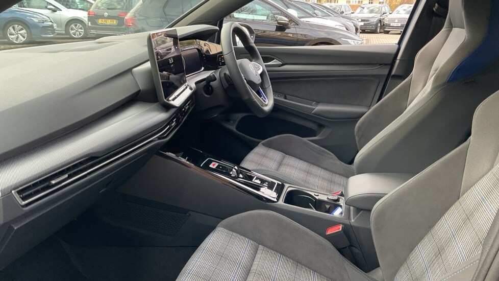 Used Volkswagen Golf 2025 for sale - 76452144: Photo 28