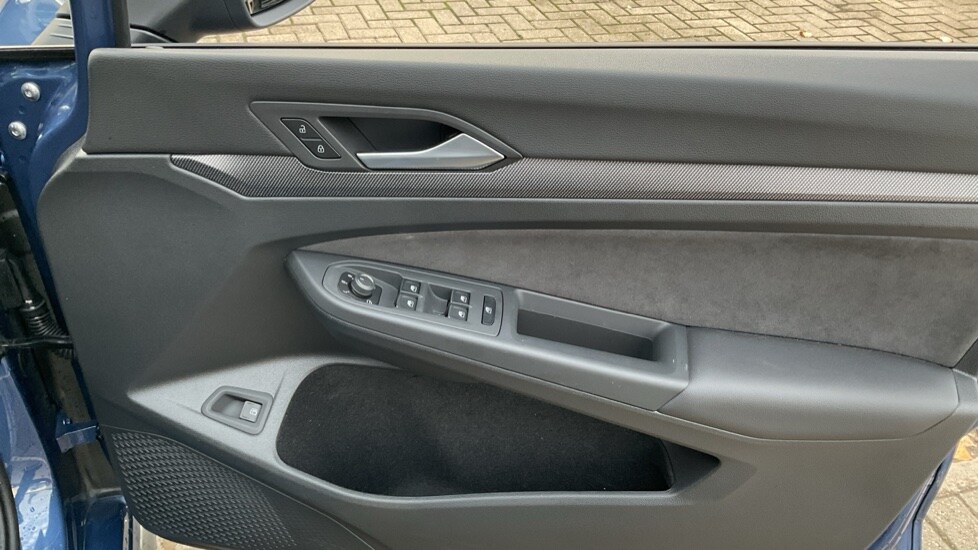 Used Volkswagen Golf 2025 for sale - 76452144: Photo 37