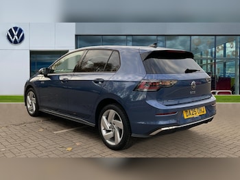 Used Volkswagen Golf 2025 for sale - 76452144: Photo