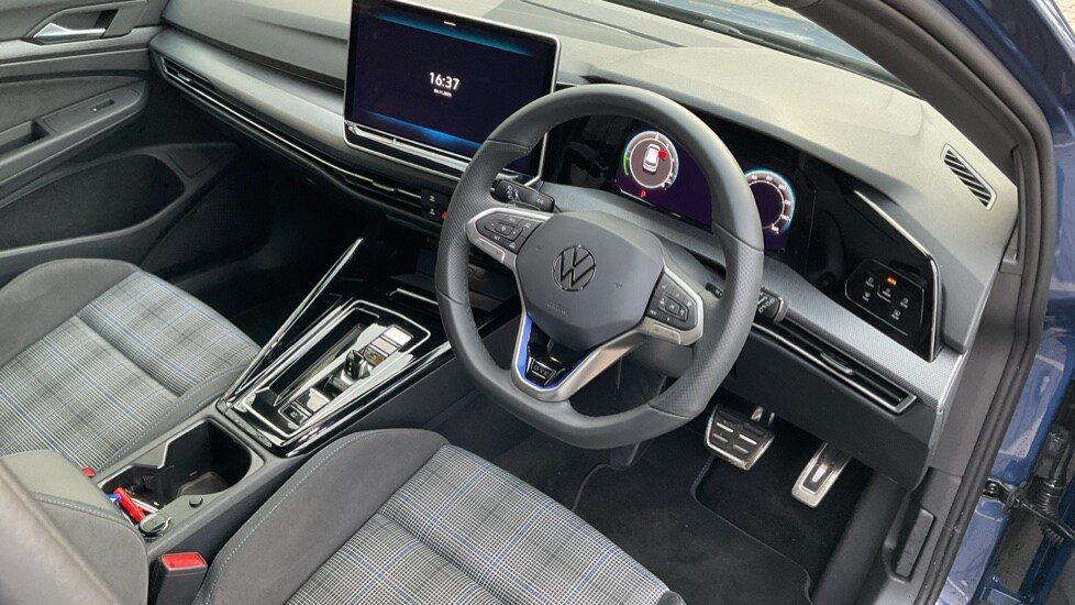 Used Volkswagen Golf 2025 for sale - 76452144: Photo 6