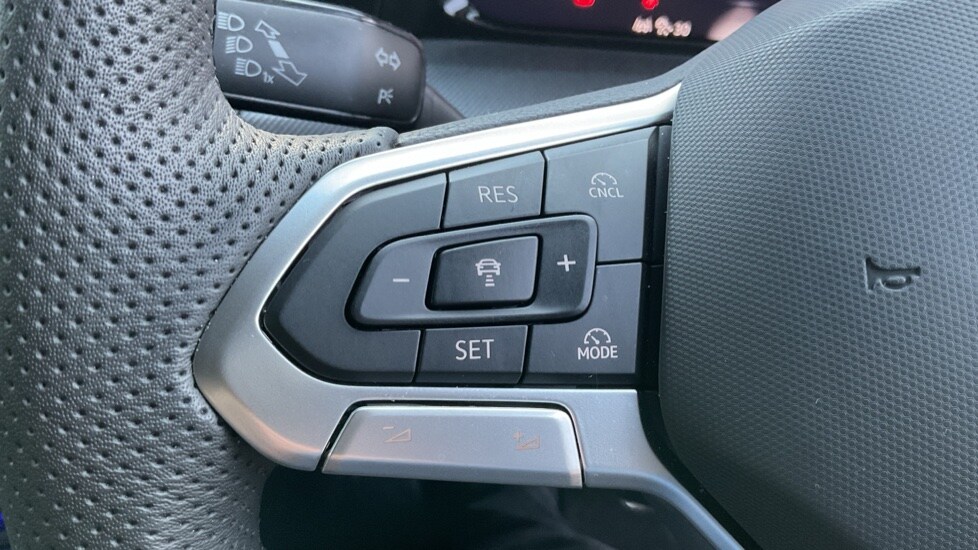 Used Volkswagen Golf 2025 for sale - 76452195: Photo 31