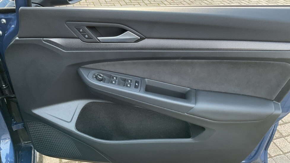 Used Volkswagen Golf 2025 for sale - 76452195: Photo 37