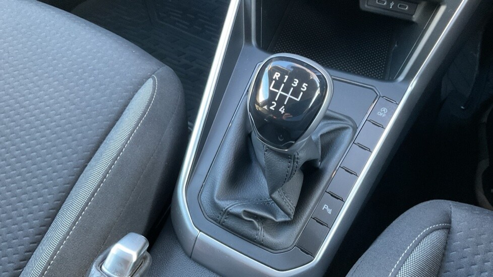 Used Volkswagen Polo 2023 for sale - 77043028: Photo 36