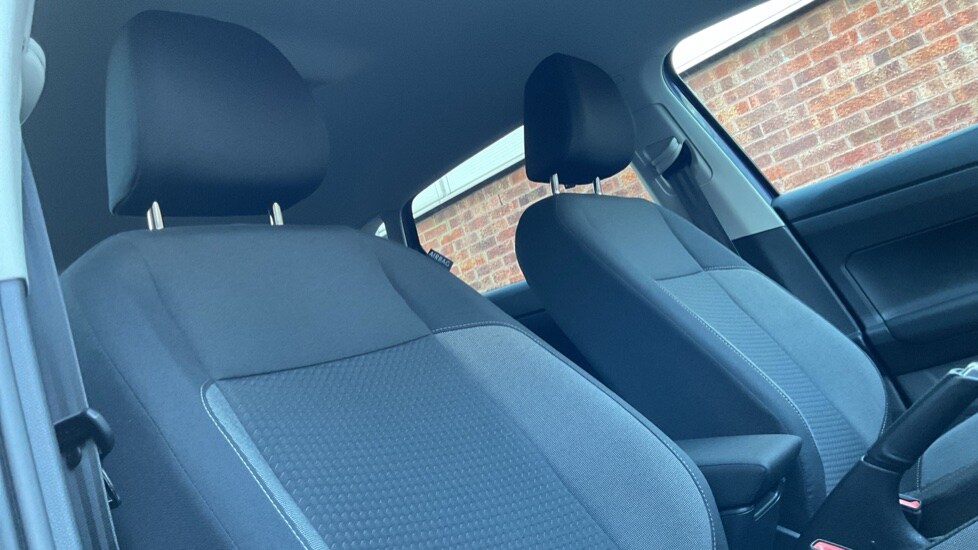 Used Volkswagen Polo 2023 for sale - 77043028: Photo 38