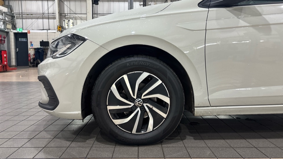 Used Volkswagen Polo 2023 for sale - 76766289: Photo 18
