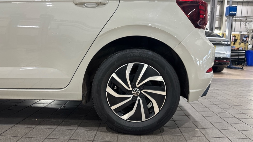 Used Volkswagen Polo 2023 for sale - 76766289: Photo 19