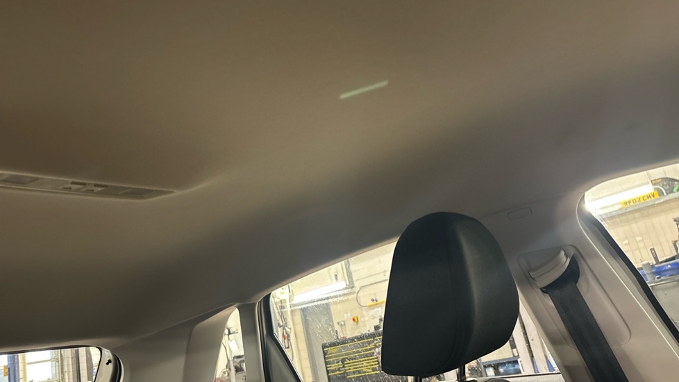 Used Volkswagen Polo 2023 for sale - 76766289: Photo 32