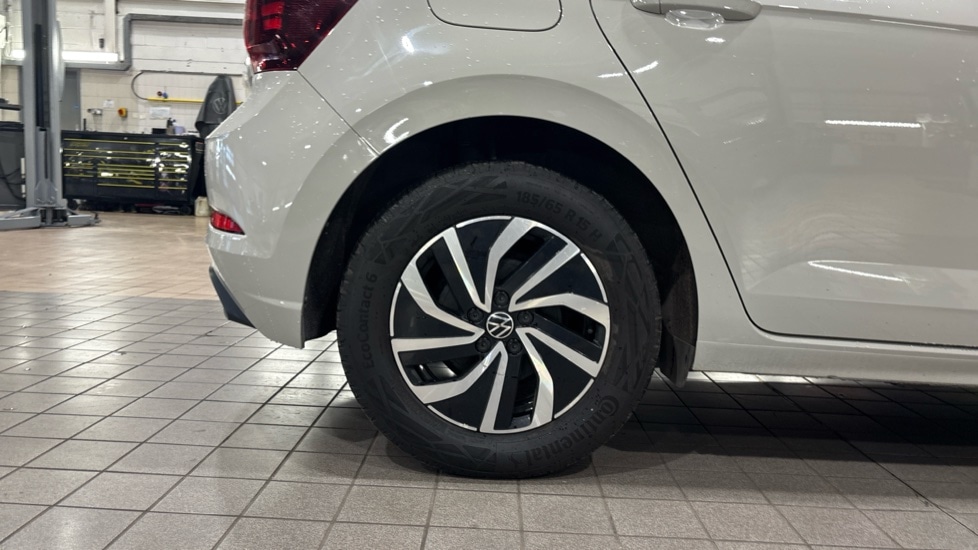 Used Volkswagen Polo 2023 for sale - 76766289: Photo 5