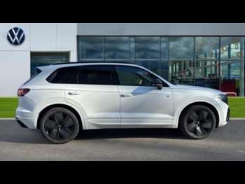 2024 - 3.0 V6 TDI 4Motion 286 Black Edition 5dr Tip Auto